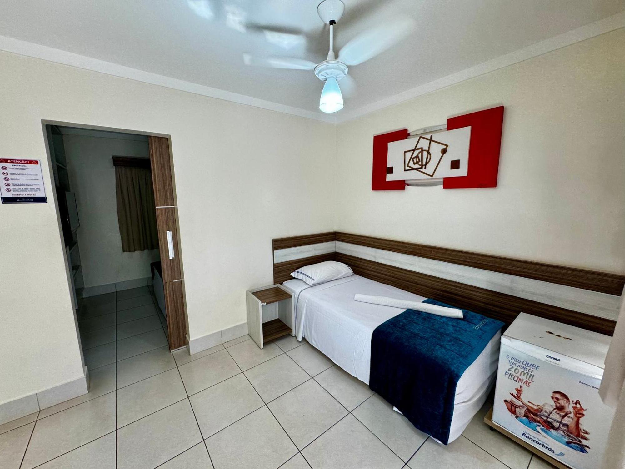 Di Roma Lacqua Caldas Novas Park 24H, Com Roupas De Cama E Banho Quarto foto